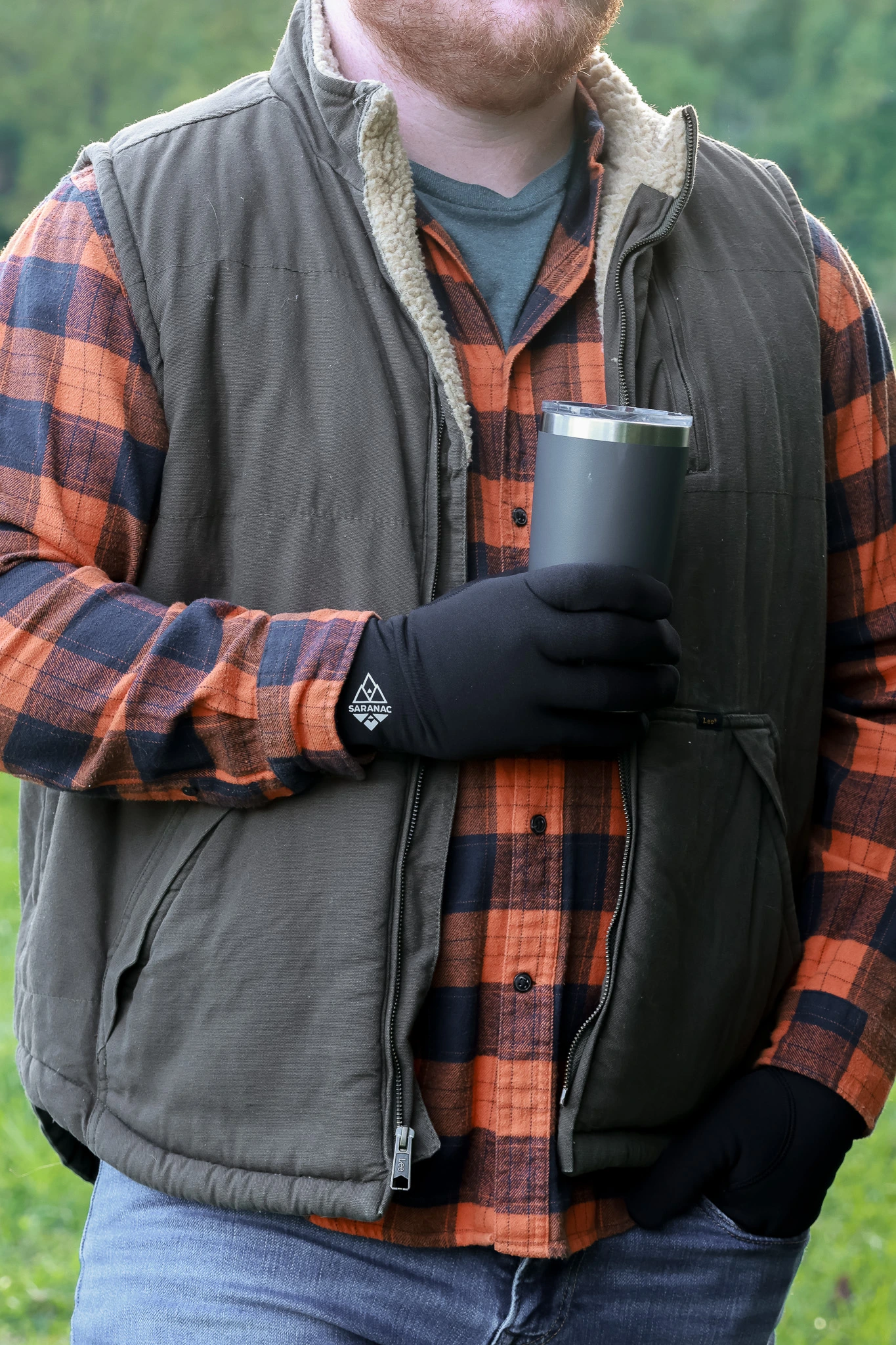 Holding a mug with the SG Form fit 2.0 Saranac Glove